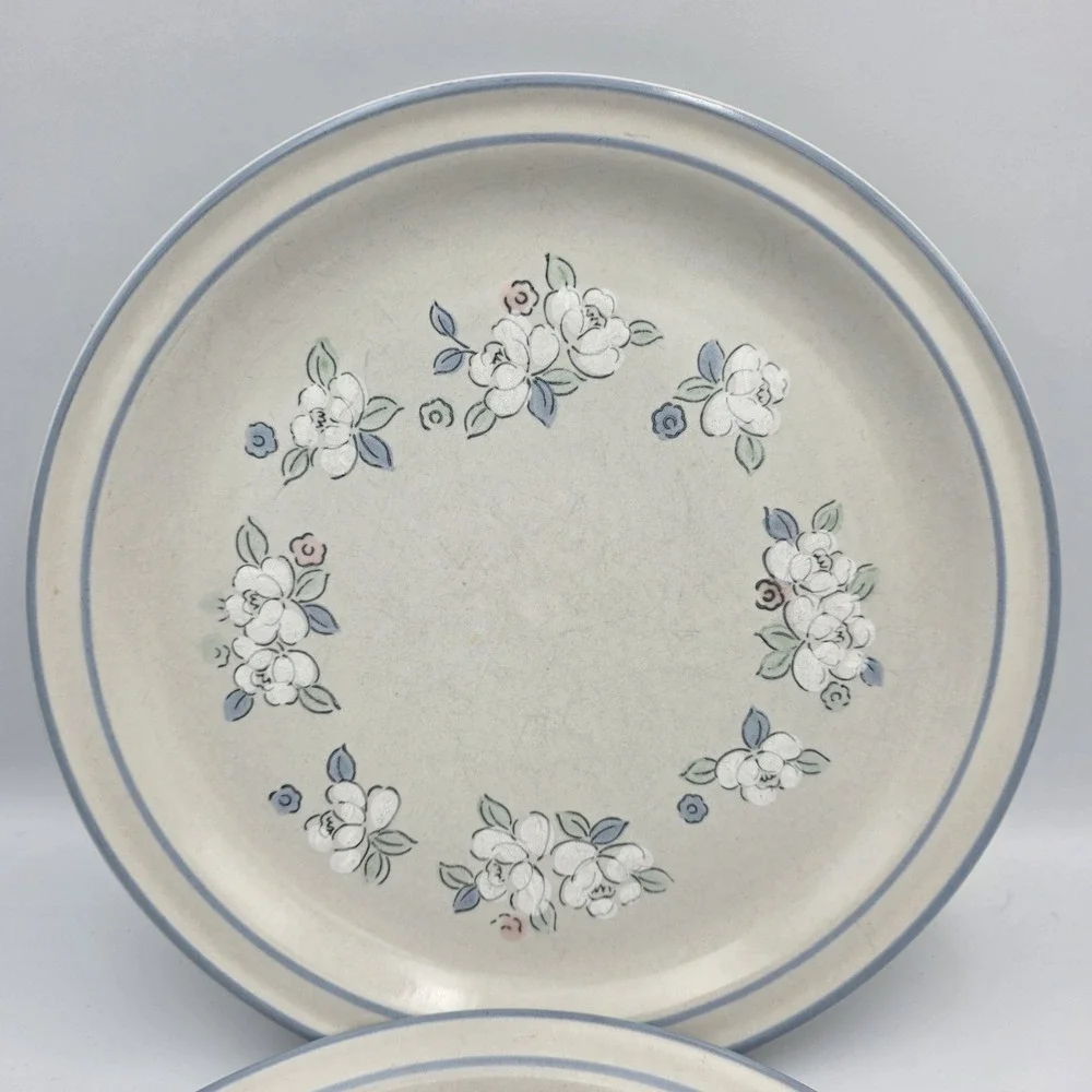 2 CHANTILLY Stoneware By Hearthside 10 3/4